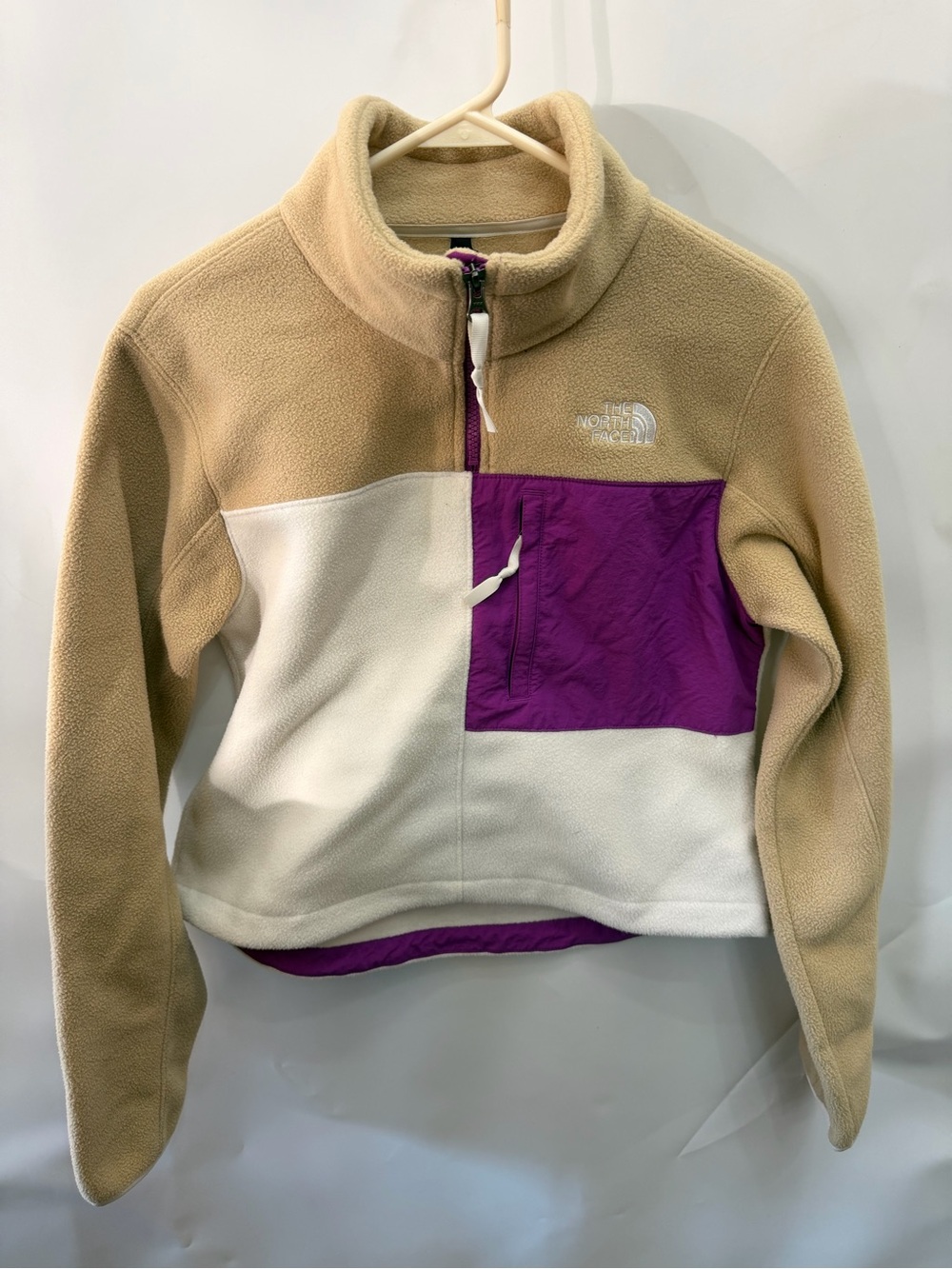 The North Face Beige & Purple Colorblock Quarter-Zip Fleece Pullover women’s SP